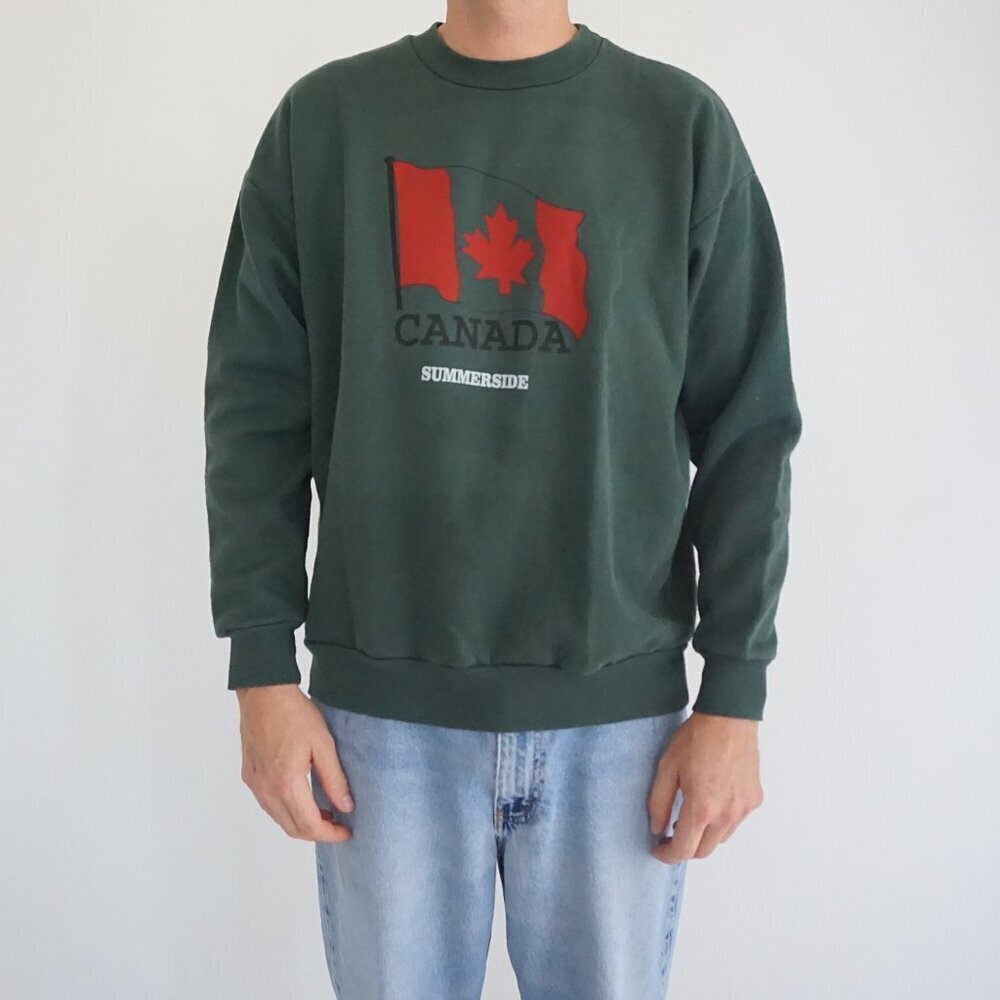 Vintage Carters Green Canada Flag Graphic Sweatshirt Cabincore Nostalgic L